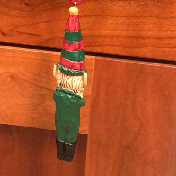 Set of 2 Avon Christmas ornaments in their boxes. - Picture 3 of 5